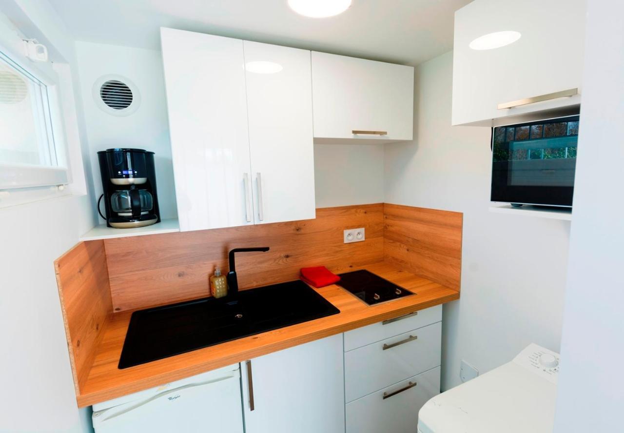 Lomener - La Goelette - 1 Appartement Avec 2 Chambres Et 2 Studios A 450M De La Plage Ploemeur Dış mekan fotoğraf